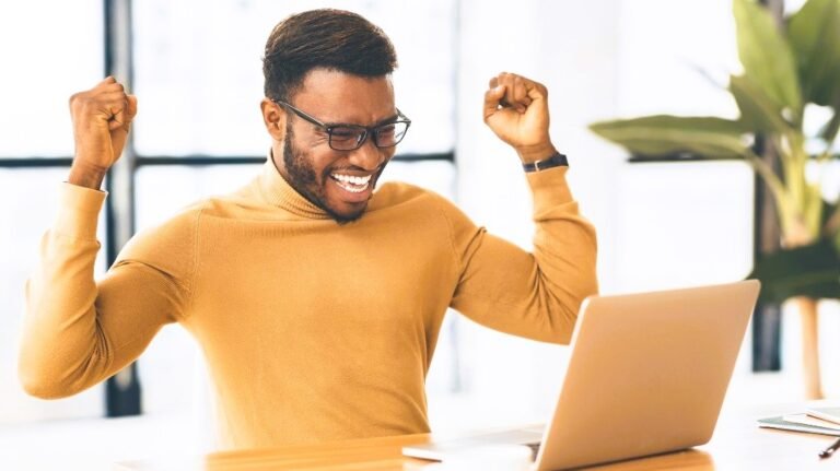 How to Make $100 Per Day: Remote Jobs